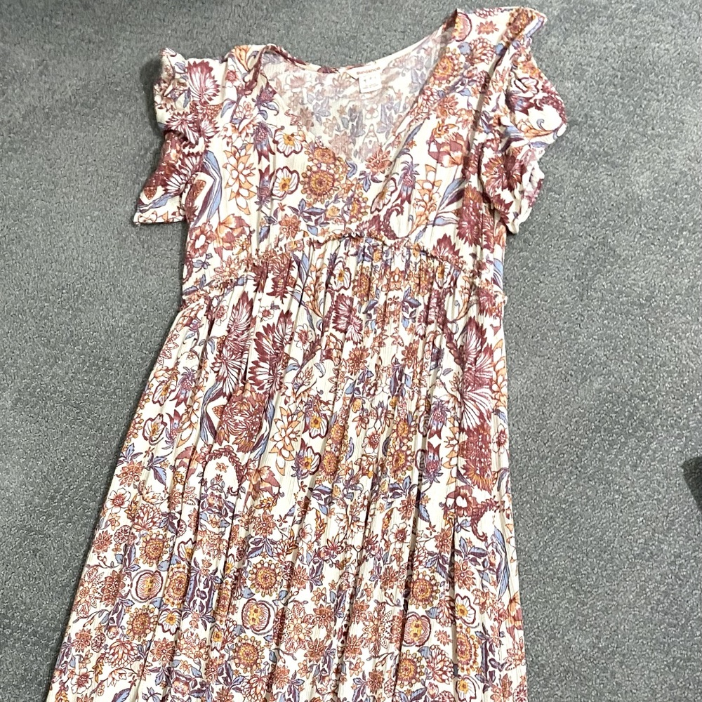 Classic Sundance dress works for fall spring and summer and so cute and comfy